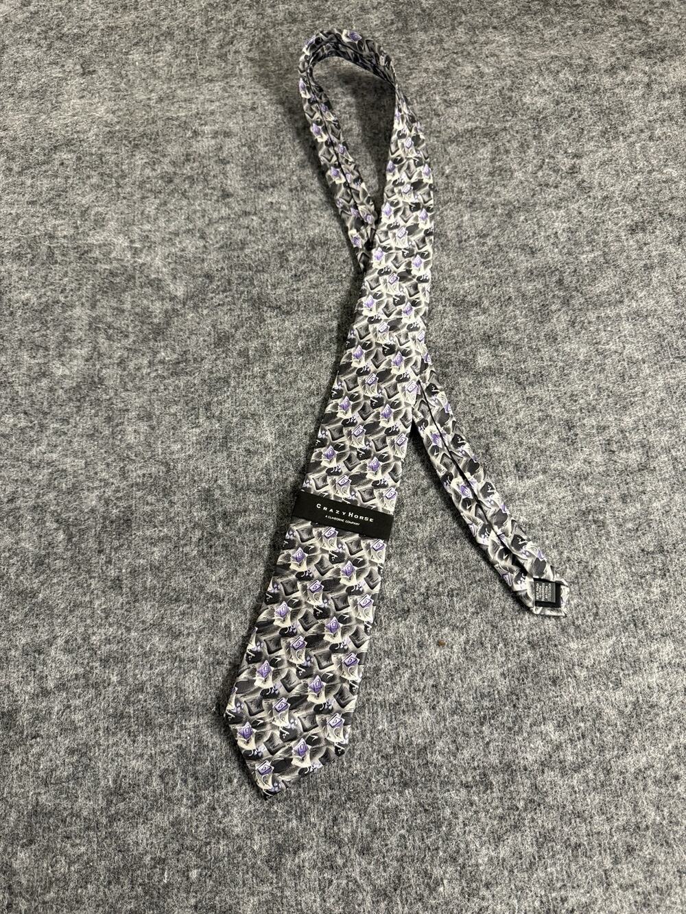 Crazy Horse Silk Tie Mens 57x3.5 Gray Purple Geometric Classic Abstract N316